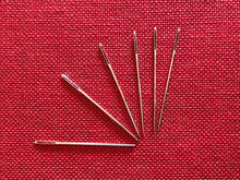 Charger l'image dans la galerie, Lettres carrées pour un Noël à carreaux au point de croix