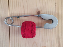 Charger l'image dans la galerie, Lettres carrées pour un Noël à carreaux en Vinyle laqué perforé®