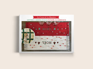 Lettres carrées pour un Noël à carreaux au point de croix